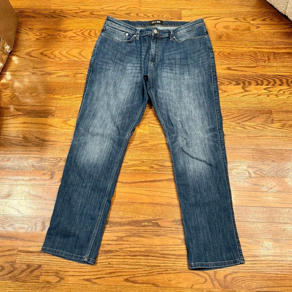 DU/ER L2X Relaxed Taper Jeans. Size 36